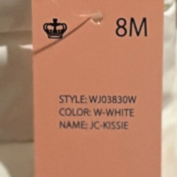 NWT Juicy Couture Kissie snow boot white and black size 8 - Picture 5 of 6